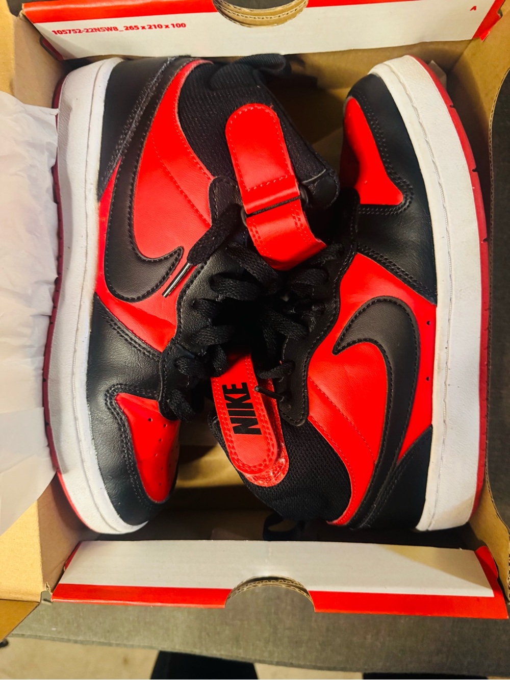 Nike Kids Black and Red Low-Top Sneakers with Strap